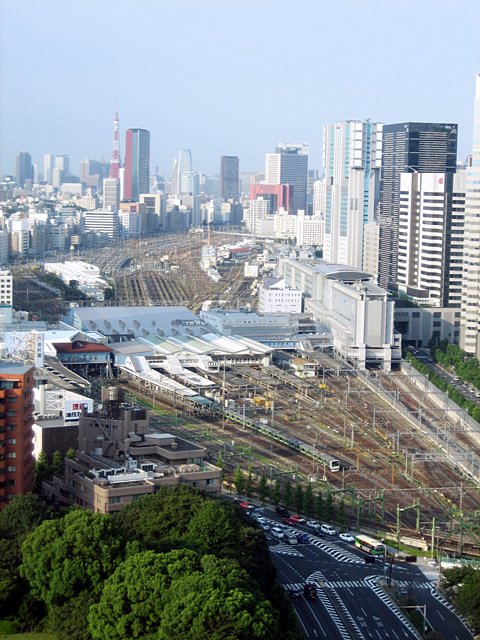 品川駅機種:Canon IXY DIGITAL 60
露出時間:1/160秒
レンズF値:F4.0
オリジナル撮影日時:2006:09:29 15:34:27
シャッタースピード:1/159秒
レンズ絞り値:F4.0
露光補正量:EV0.0
自動露出測光モード:分割測光
フラッシュ:発光禁止
レンズの焦点距離:12.12(mm)